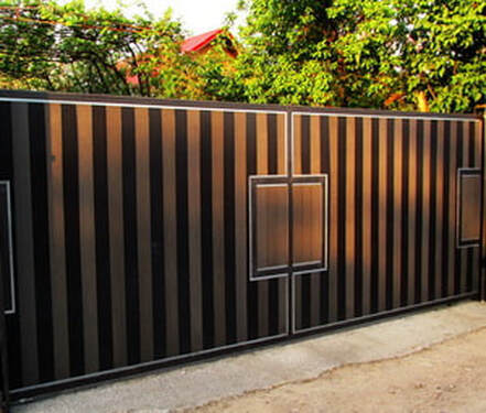 tracked composite steel gate