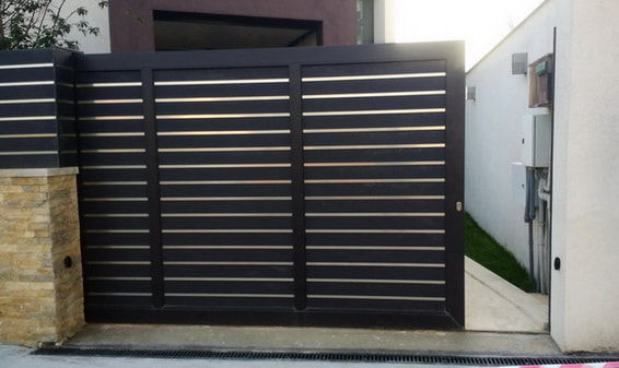 Composite Board and Aluminium Plated Steel Sliding Gate