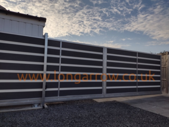 Composite electric gate in Yorkshire