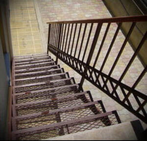Meta Stairs